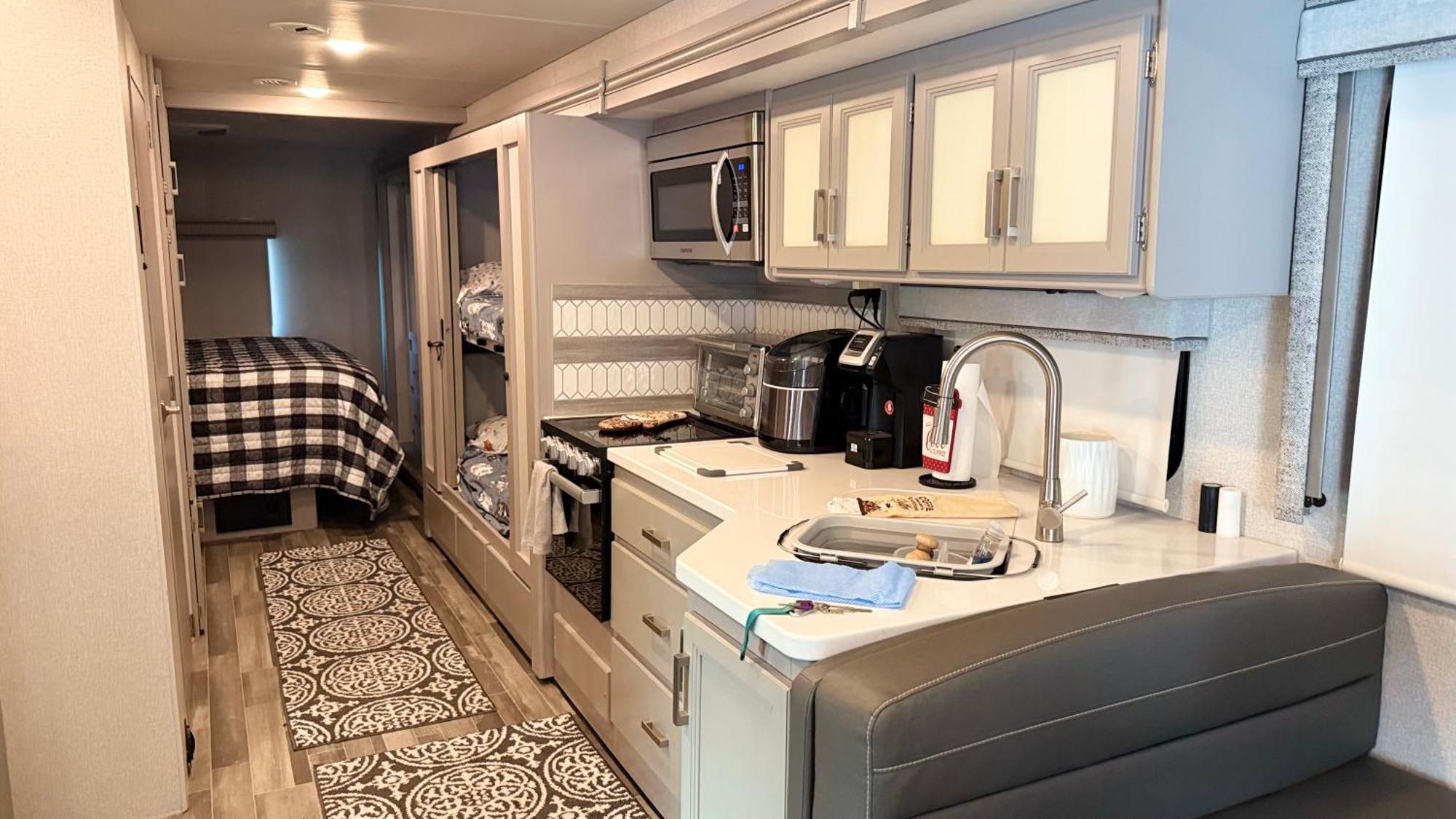 Private Cozy R/V , For Your Enjoyment Tamiami エクステリア 写真